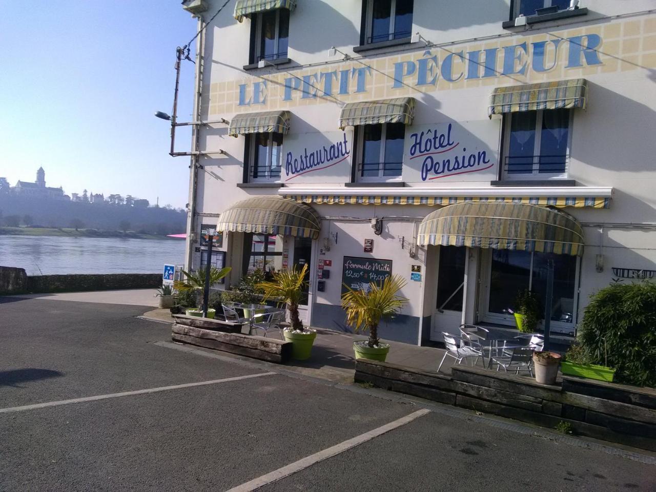 小渔夫酒店 Saint-Florent-le-Vieil 外观 照片